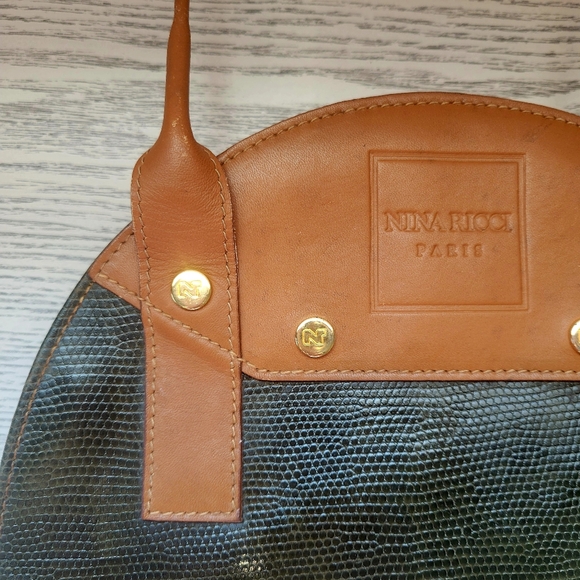 Authentic Nina Ricci Handbag - Picture 4 of 14